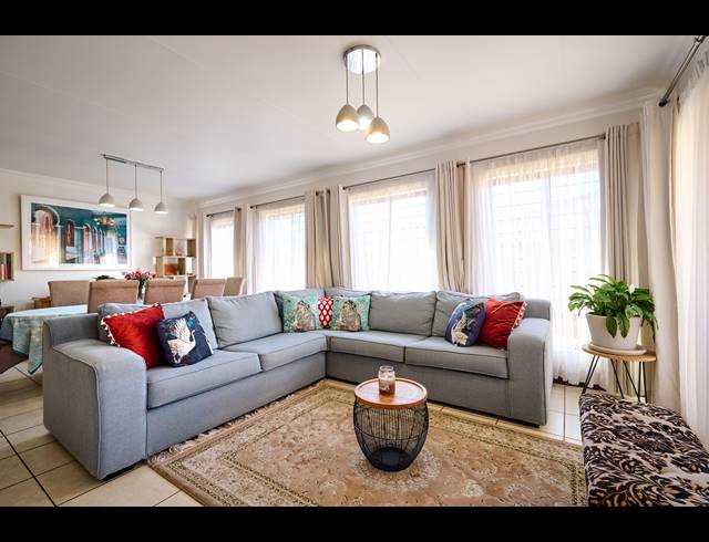 3 BEDROOM HOUSE FOR SALE IN ERAND GARDENS